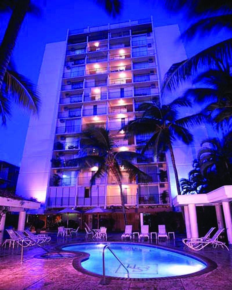 Castle Bamboo Waikiki Hotel 3*