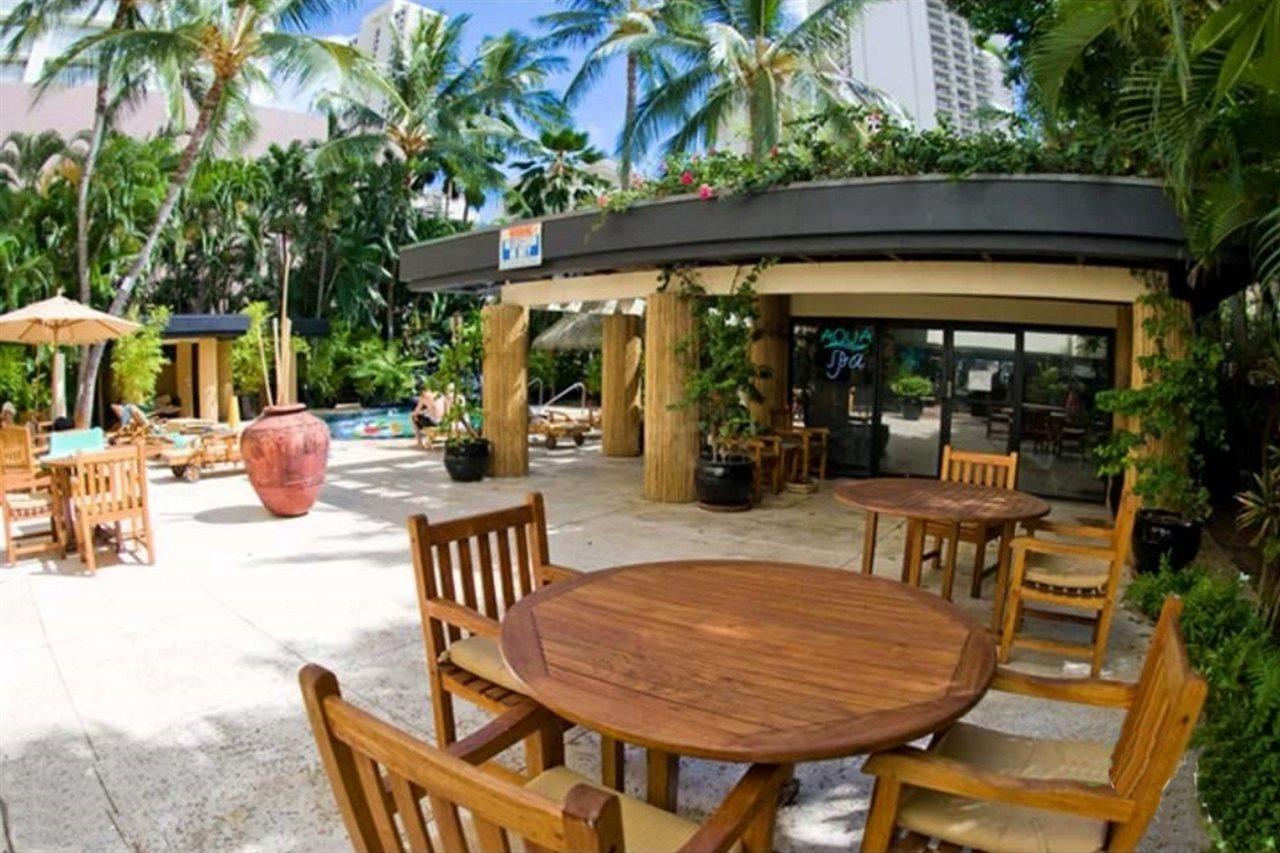 Castle Bamboo Waikiki