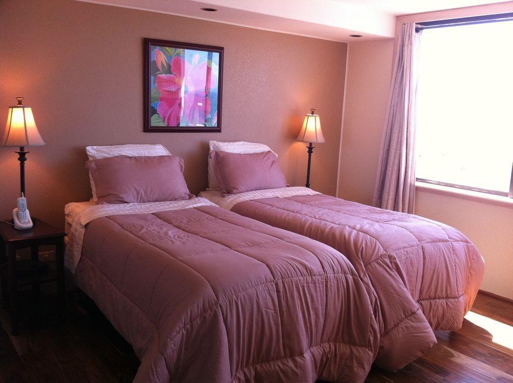 Hotel Waikiki Monarch 2*