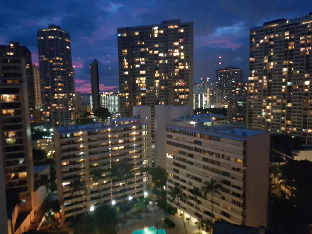 Gem Of Waikiki At On The Park