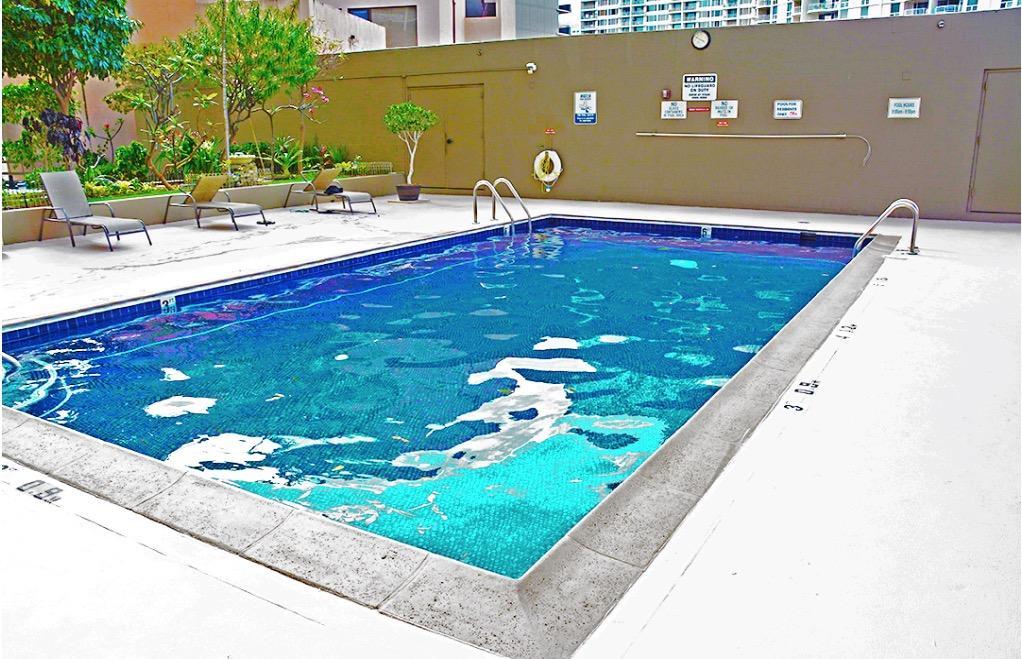 Gem Of Waikiki At On The Park Honolulu