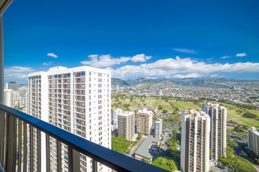 Apartment Mountain View Condo, Near Beach, Free Parking!