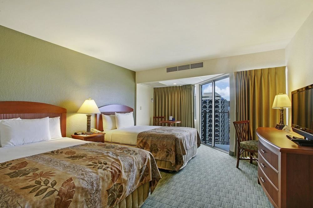 Hotel Waikiki Malia 3*