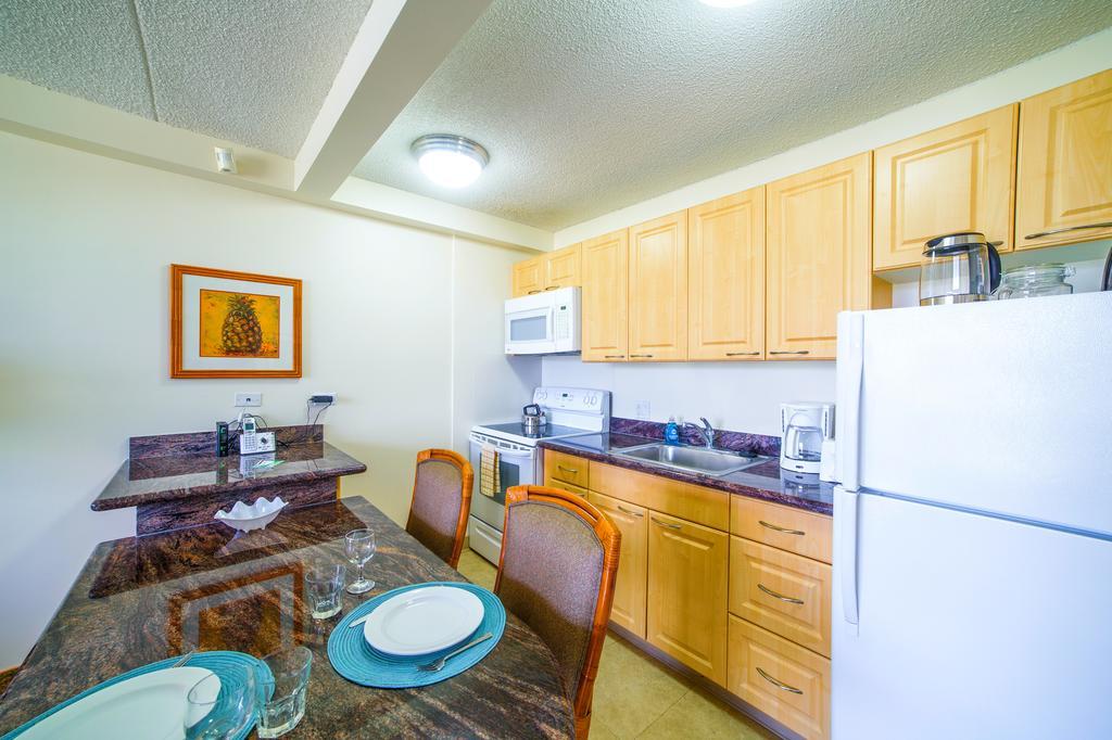 Apartment Mountain View Condo, Near Beach, Free Parking! *