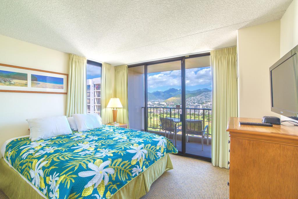 Mountain View Condo, Near Beach, Free Parking! Apartment Honolulu