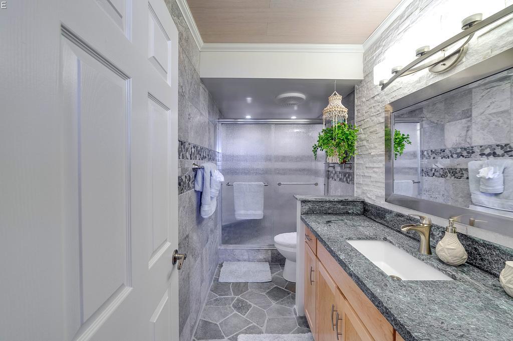 Waikiki Luxury Penthouse Apartment