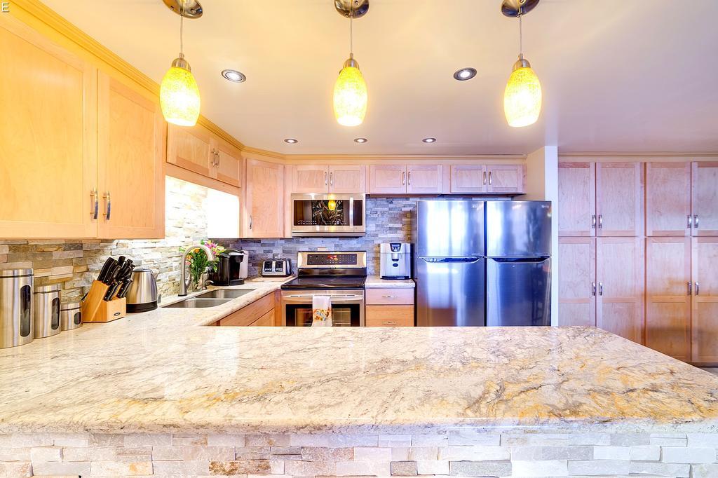 Waikiki Luxury Penthouse *