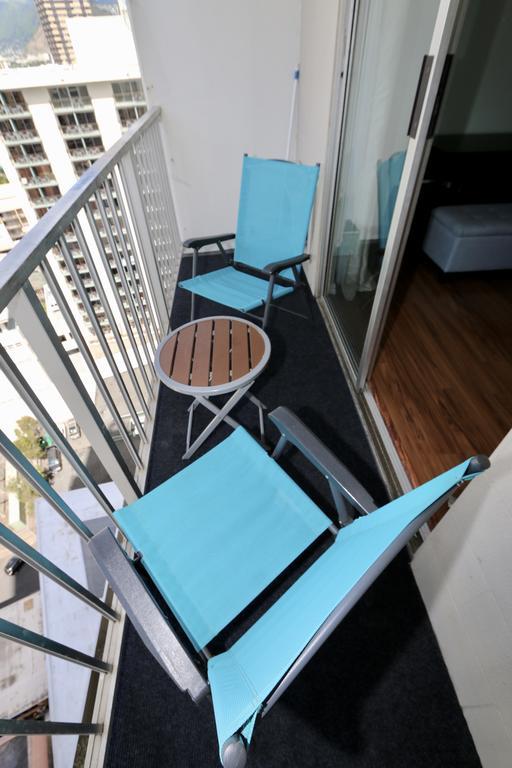Gem Of Waikiki At On The Park *
