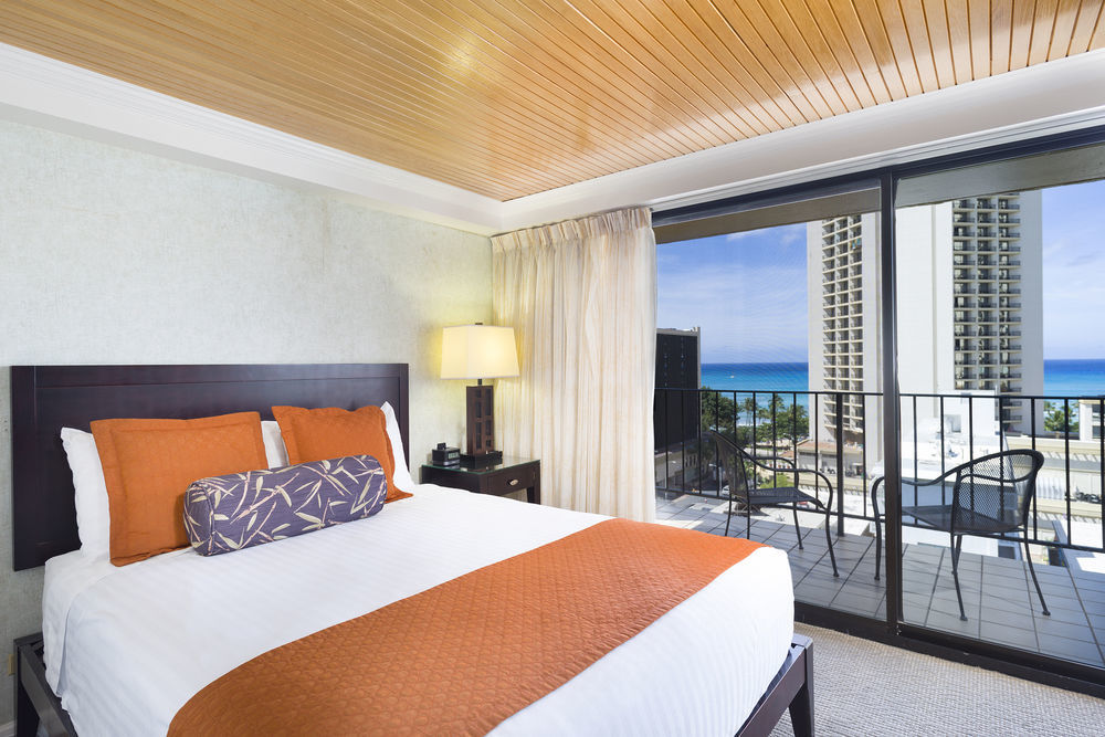 Hotel Castle Bamboo Waikiki 3*