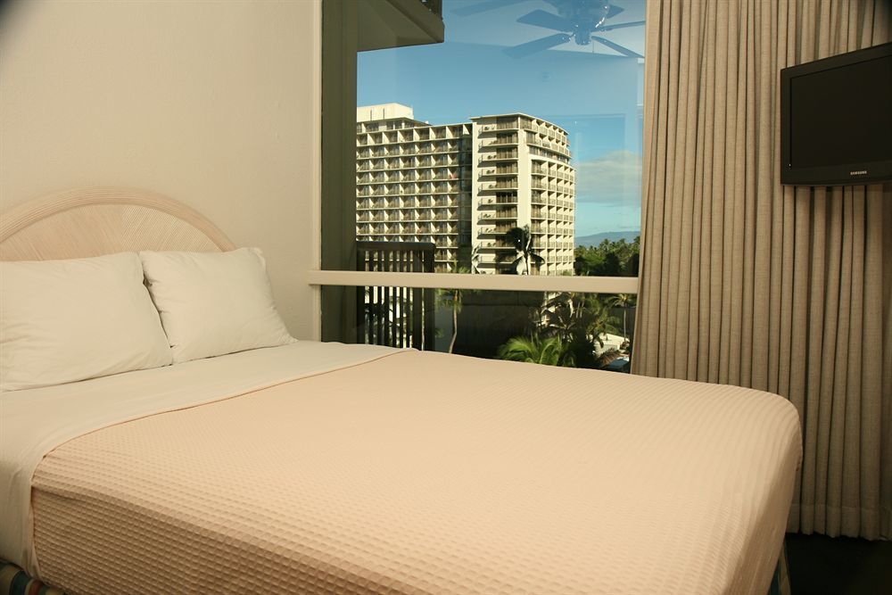 Hotel Imperial Hawaii