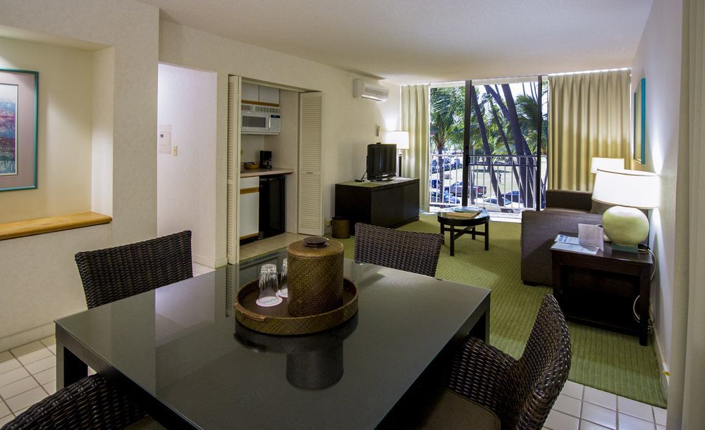 Hotel Kaimana 3*