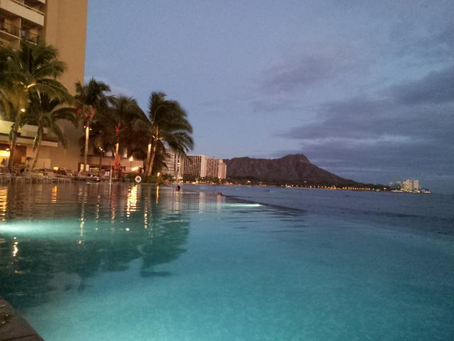 Apartment Waikiki Shore Beachfront *