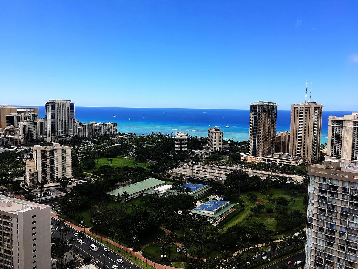 Hawaiian Monarch Penthouse 401 By Hawaii Ocean Club Apartment *