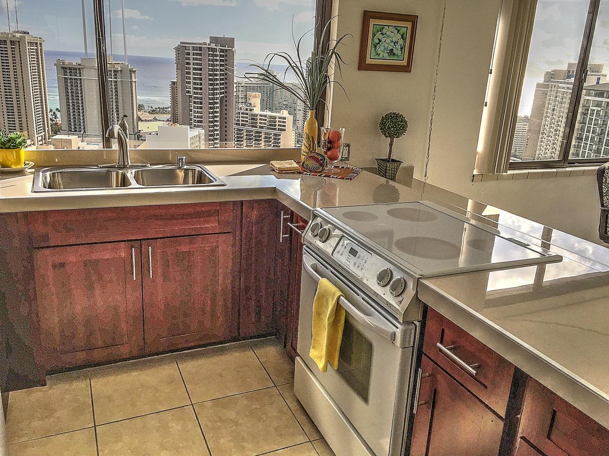 Hawaiian Monarch Penthouse 401 By Hawaii Ocean Club Honolulu