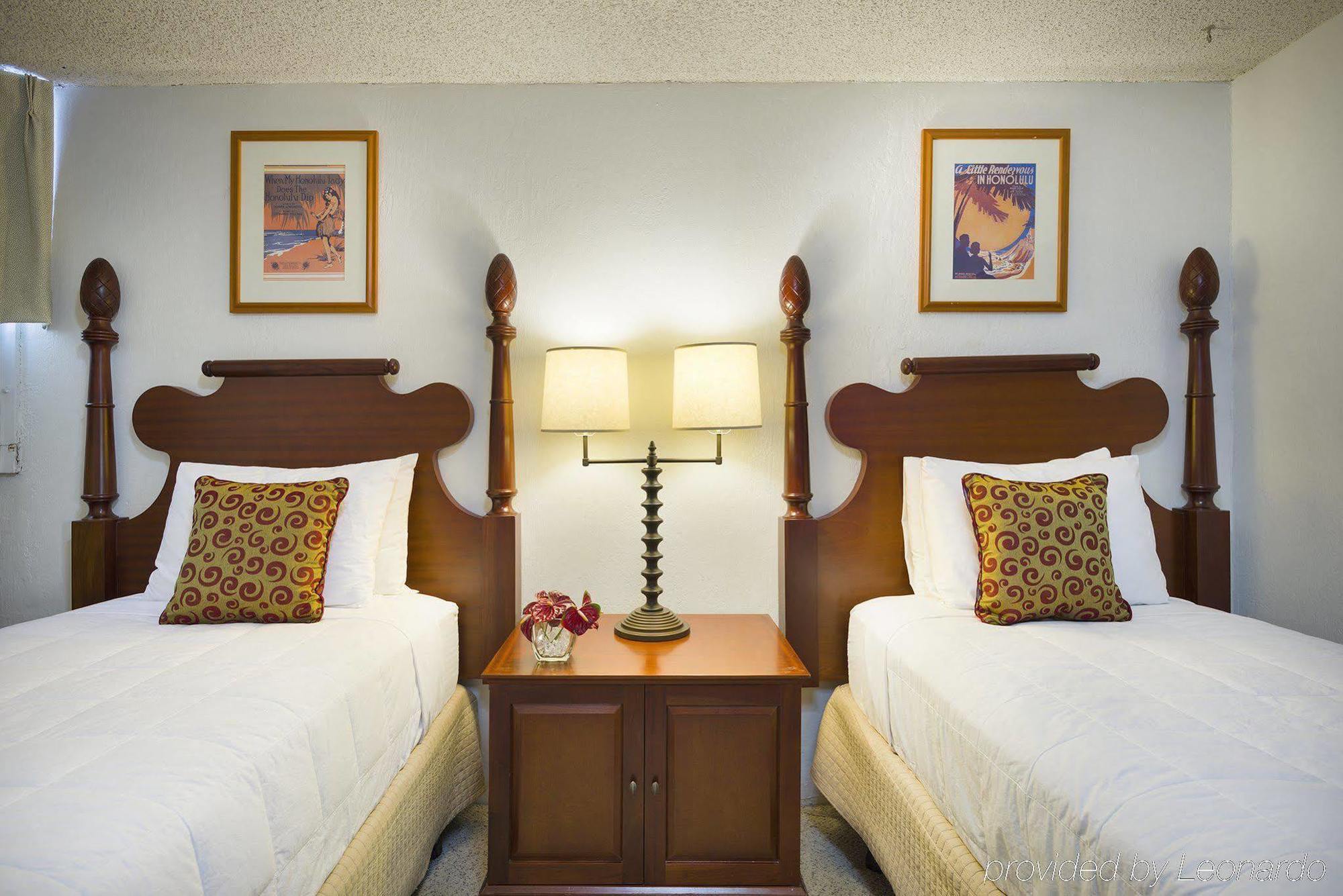 Hotel Polynesian Residences Waikiki 4*