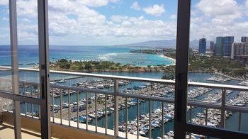 Hotel Marina Hawaii Vacations At The Ilikai 3*