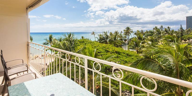 Castle Waikiki Shore Aparthotel Honolulu