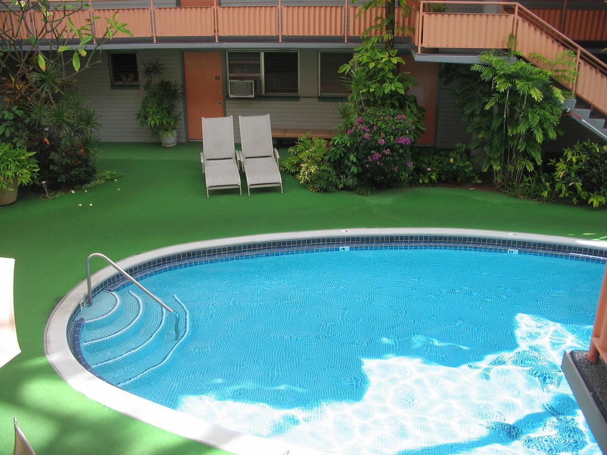 Hawaiian King 405 Apts