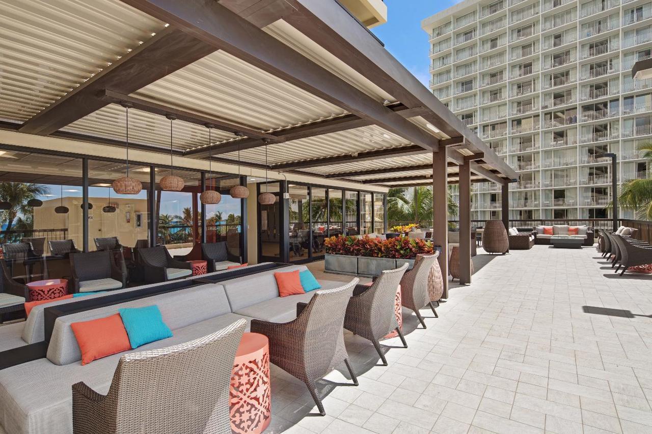 Spacious Waikiki 2br-ocean View-free Parking *