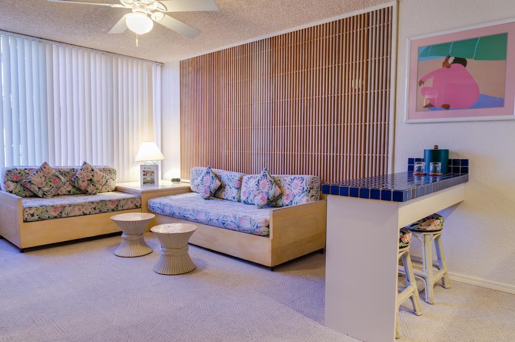 Hotel Kuhio Banyan
