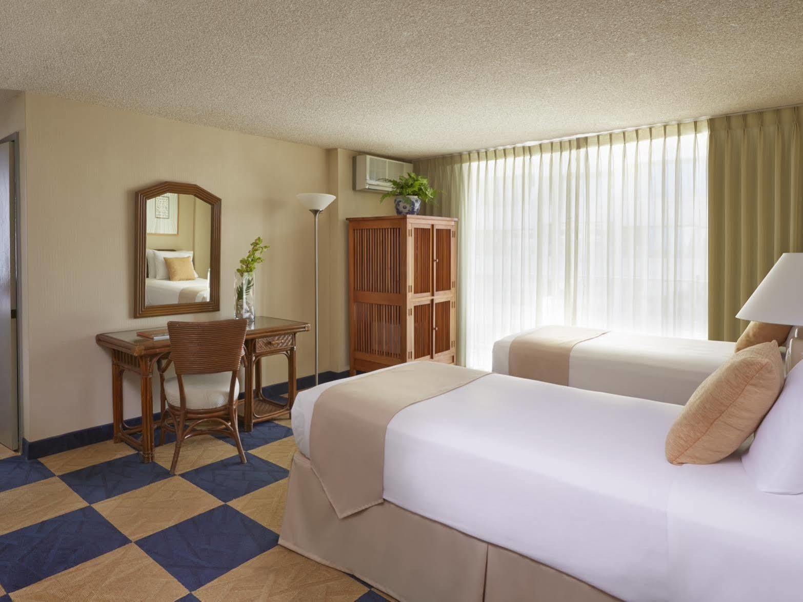 Hotel Ewa Waikiki Honolulu