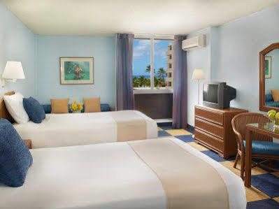 Hotel Ewa Waikiki 2*