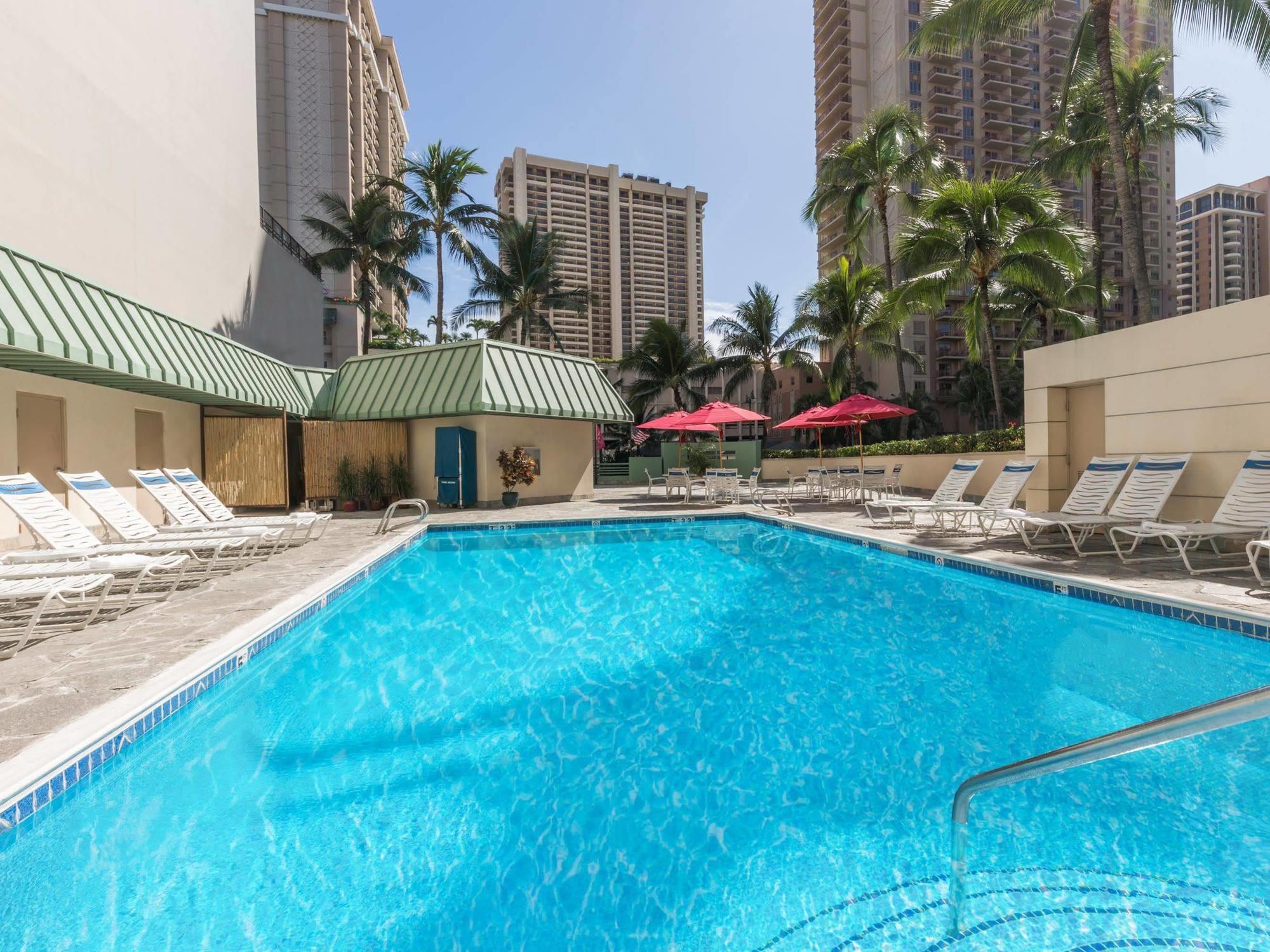 Ramada Plaza By Wyndham Waikiki Hotel