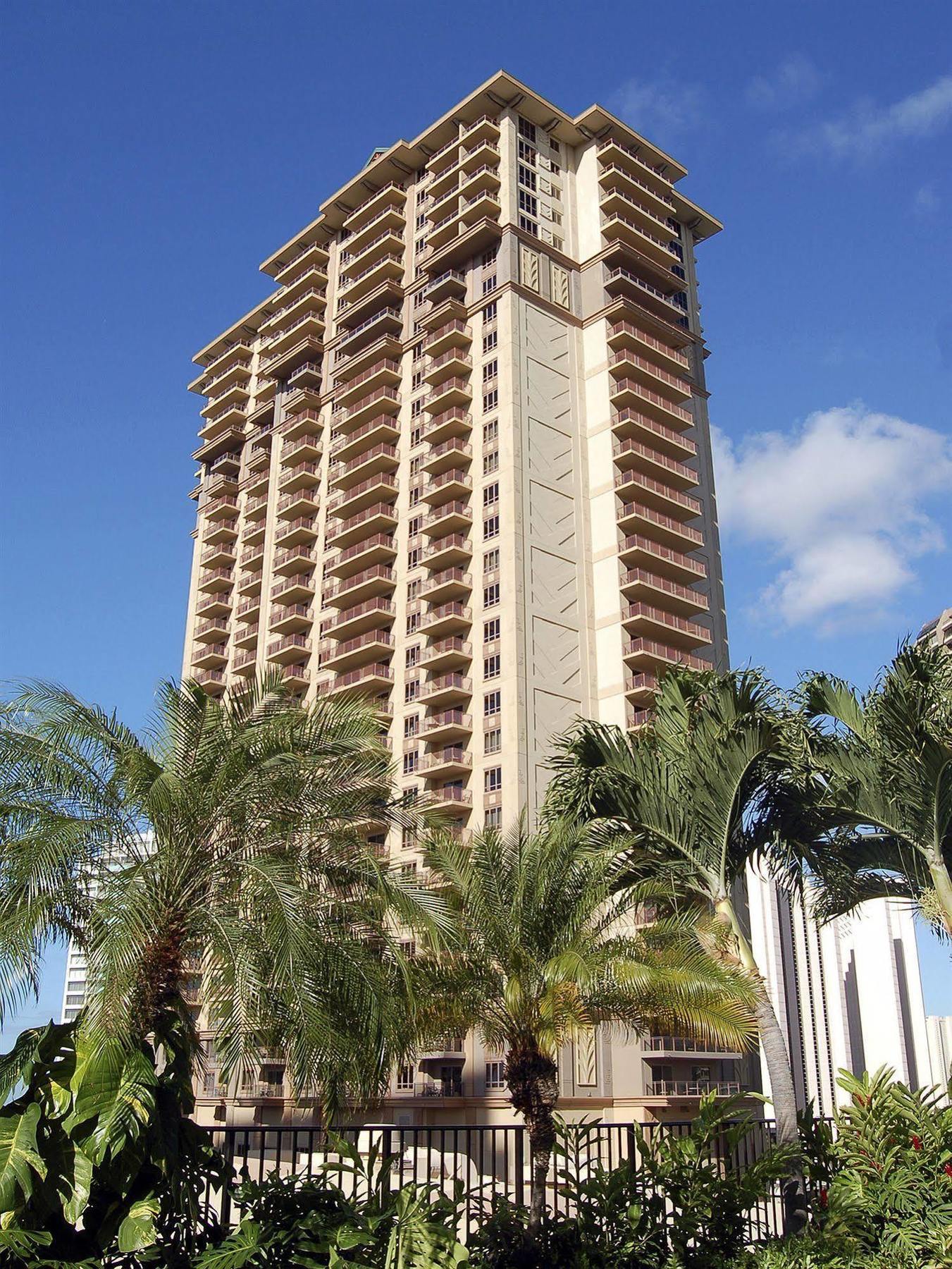 Hilton Grand Vacations Club Grand Waikikian