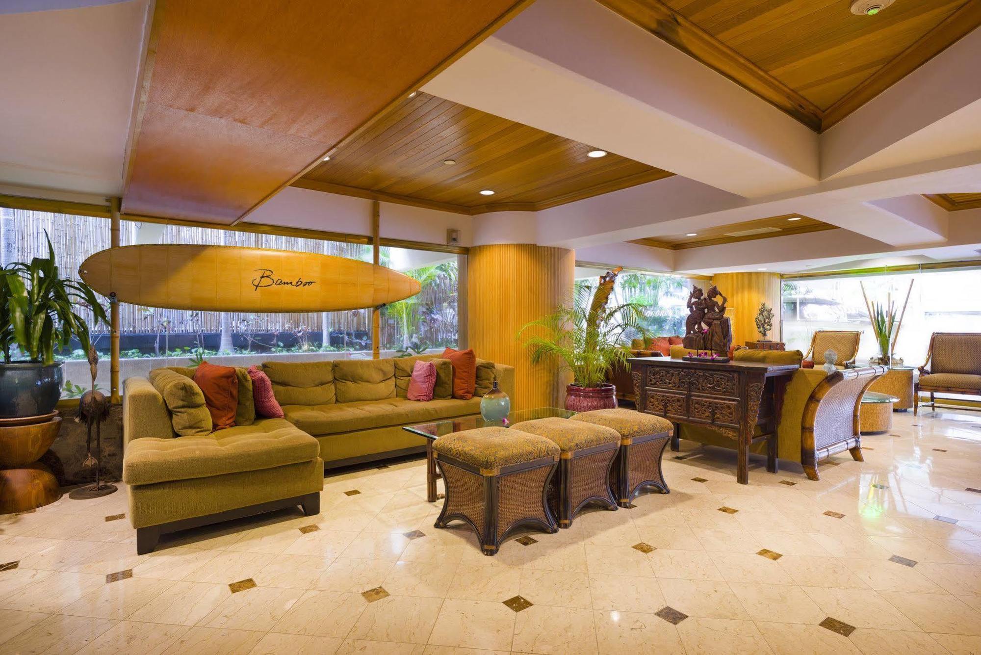 Castle Bamboo Waikiki 3*