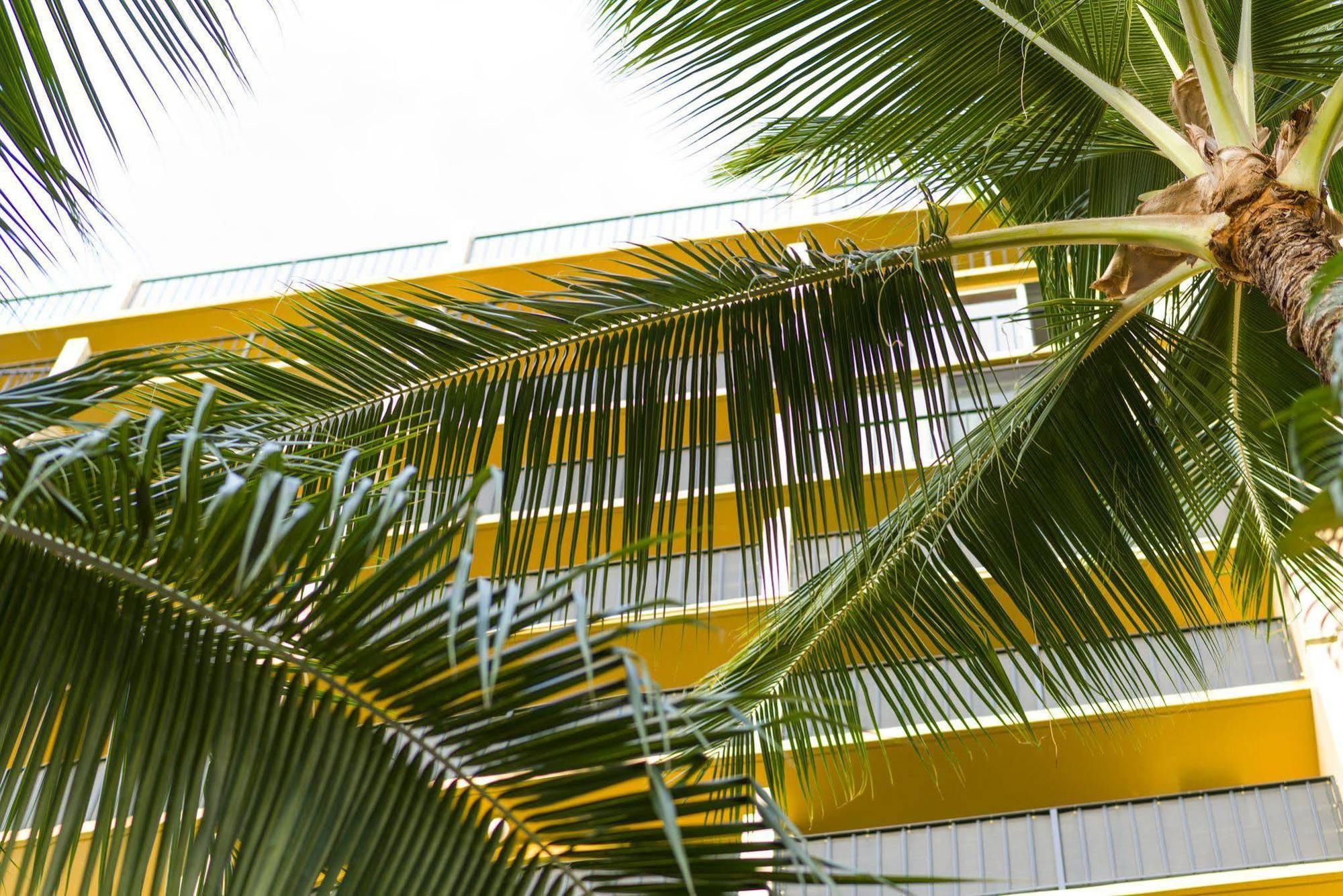 Hotel Castle Bamboo Waikiki