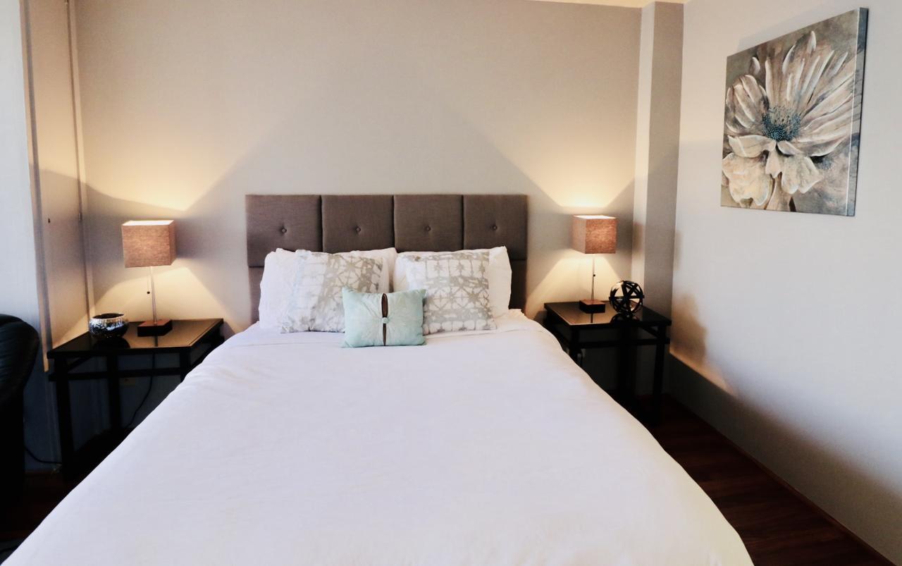 Waikiki Studio Apartment *