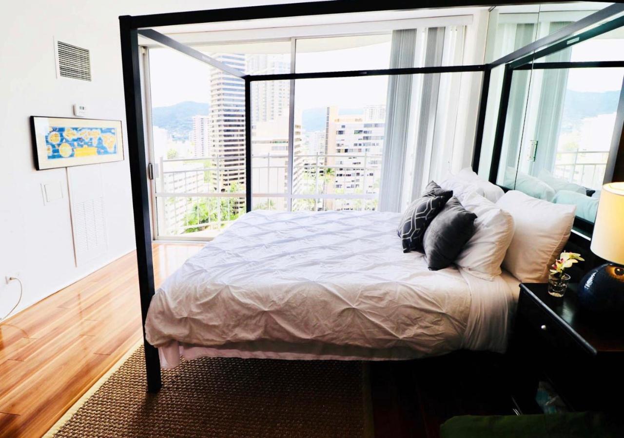 Waikiki Studio Apartment *