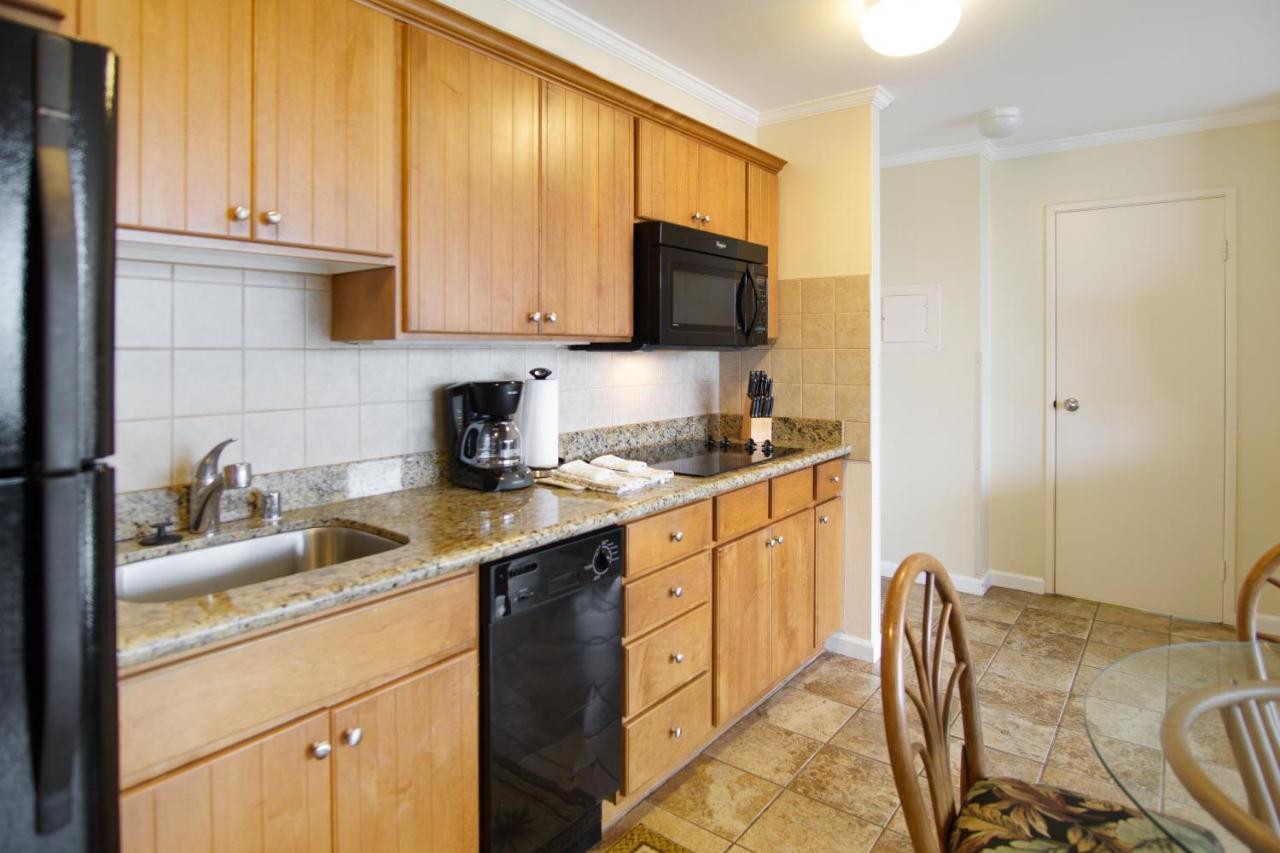 Construction Special At The Waikiki Banyan Free Parking And Wifi Apartment Honolulu