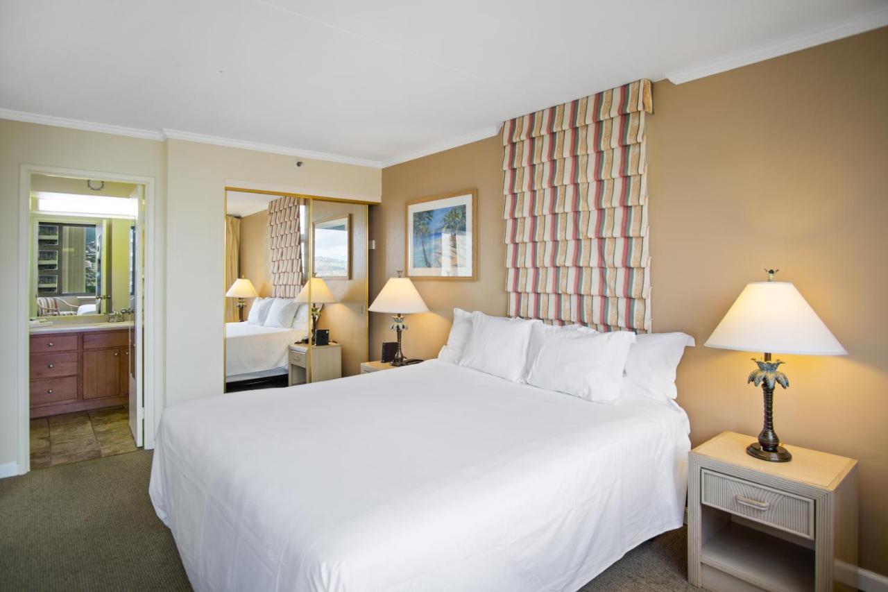Construction Special At The Waikiki Banyan Free Parking And Wifi Apartment *