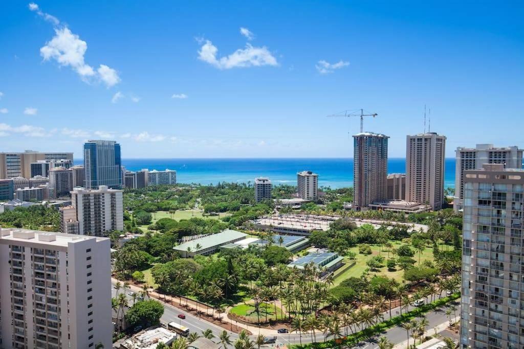 Stunning Ocean View 37th Floor Corner Unit Honolulu