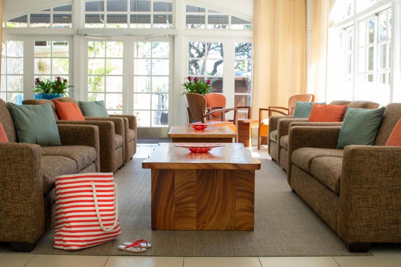 Hotel Coconut Waikiki 3*