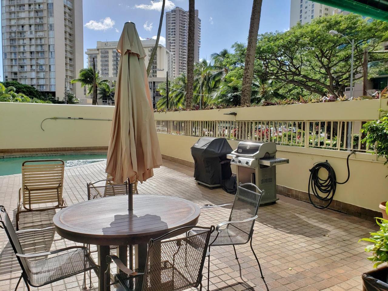 Vacation At Royal Aloha Apartment Honolulu