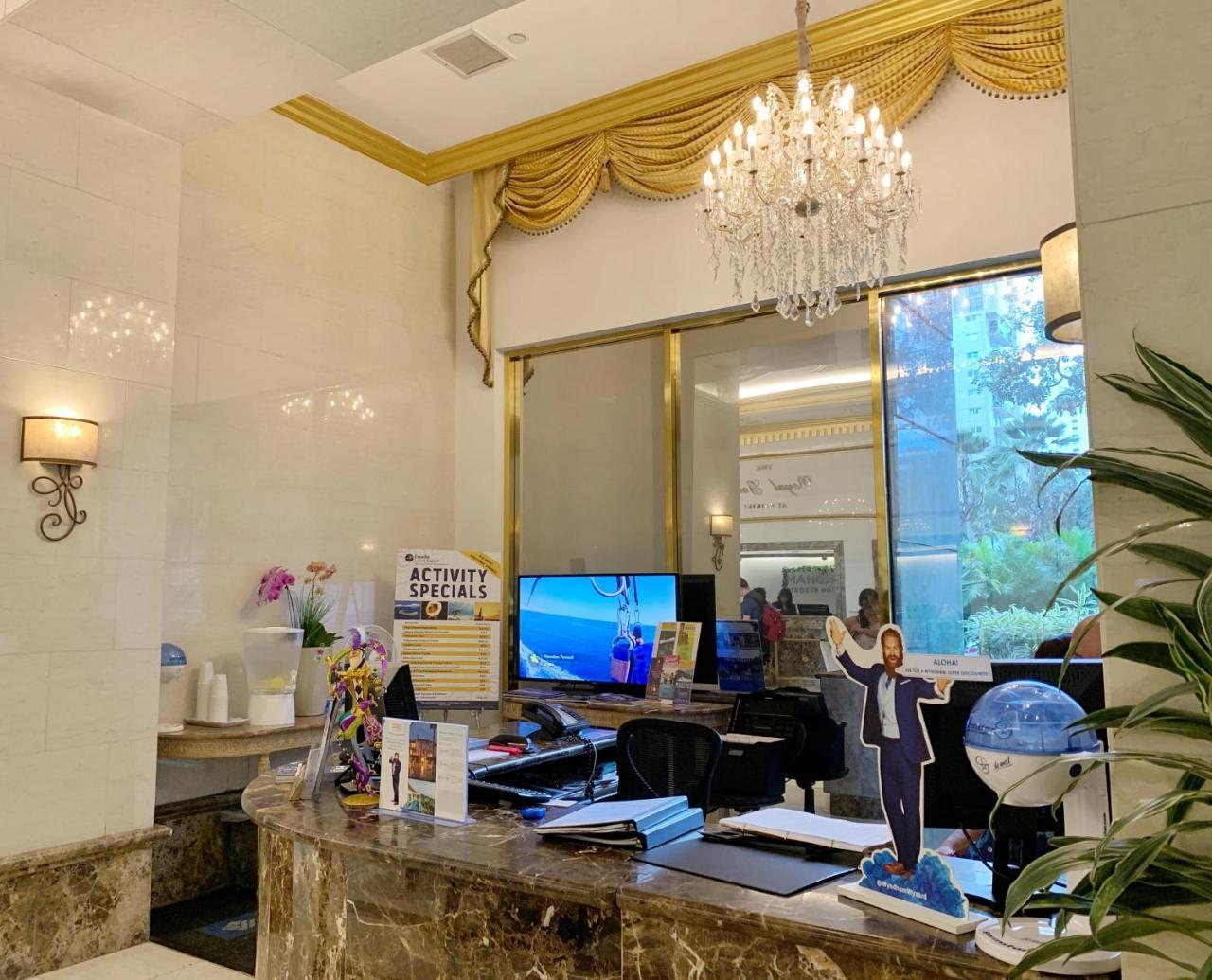 Vacation At Royal Garden Waikiki Apartment *