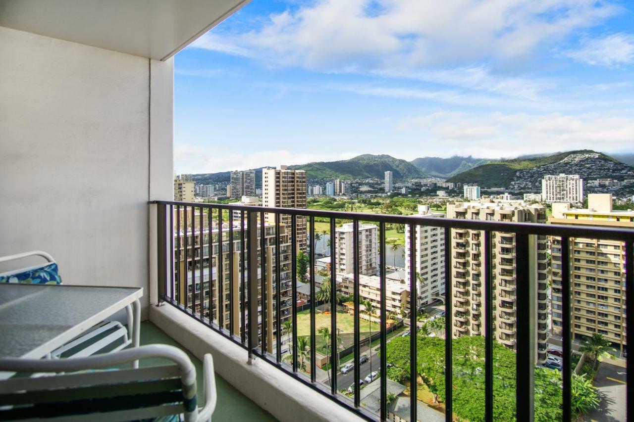 Apartment The Pineapple At The Waikiki Banyan *