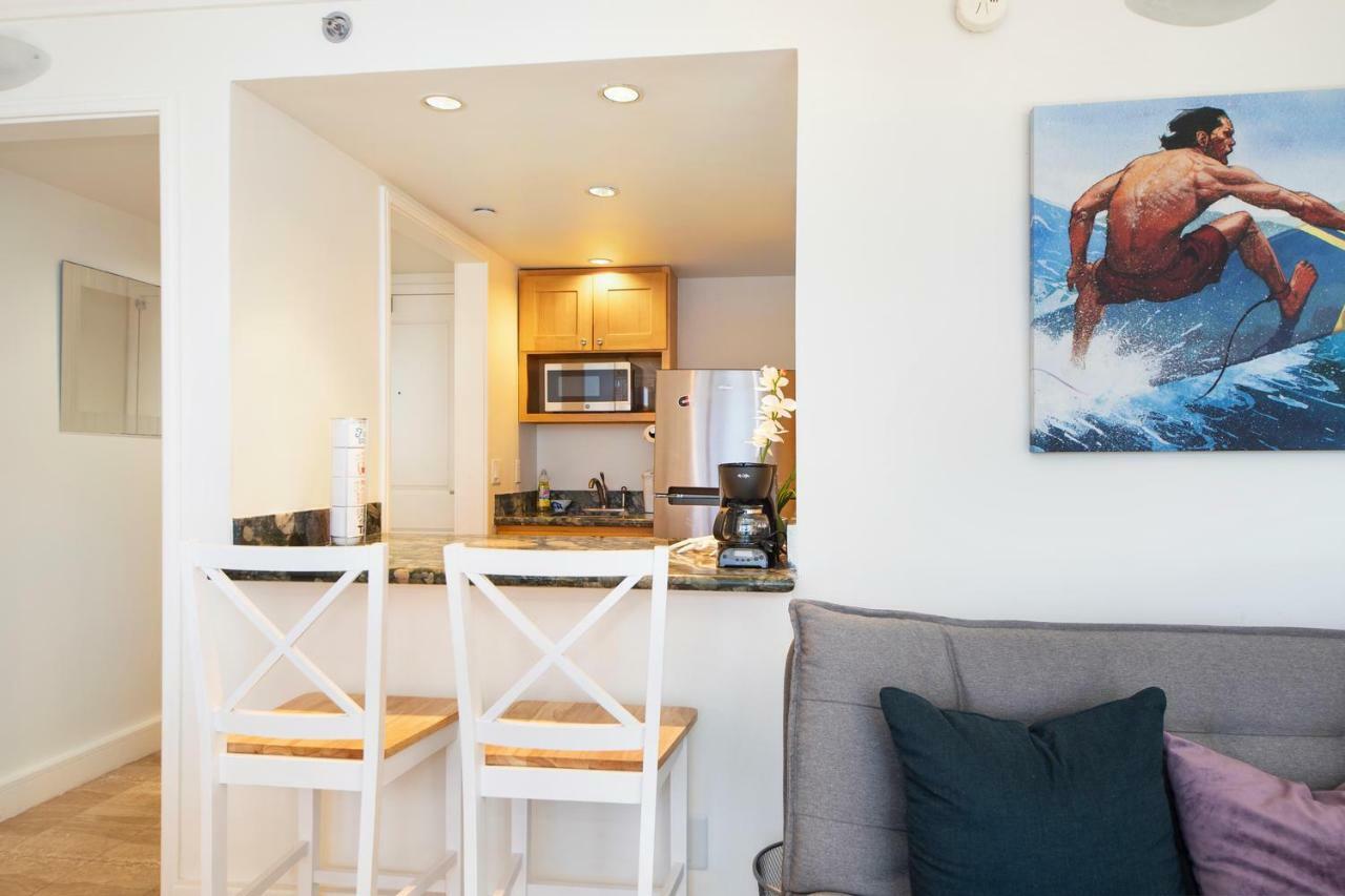 Royal Garden At Waikiki Apartment *