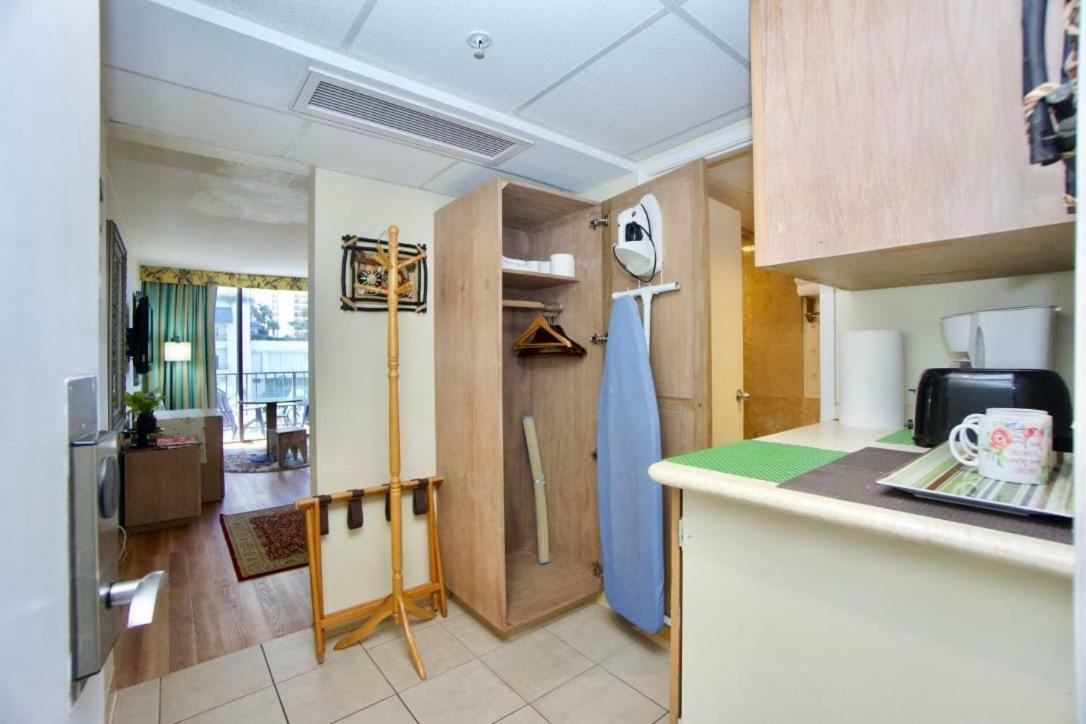 Palms Waikiki #412 Apartment Honolulu