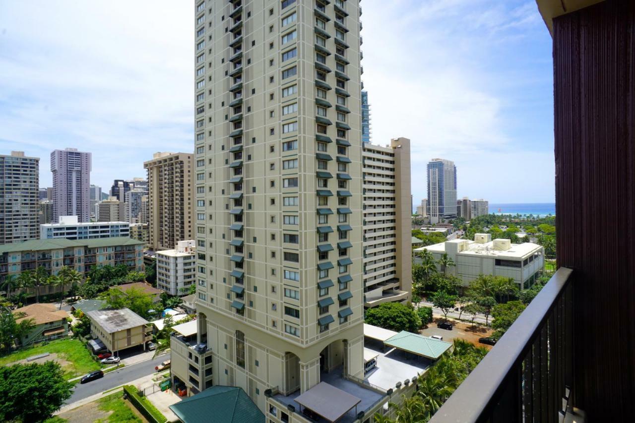 Resort Wyndham Vacation Royal Garden At Waikiki 3*