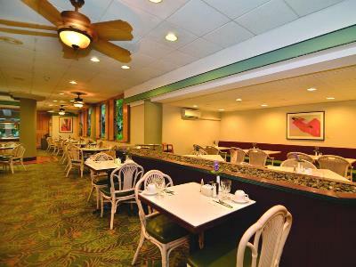 Airport Hotel 3*