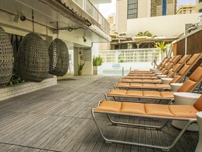 Oasis Waikiki Hotel 3*