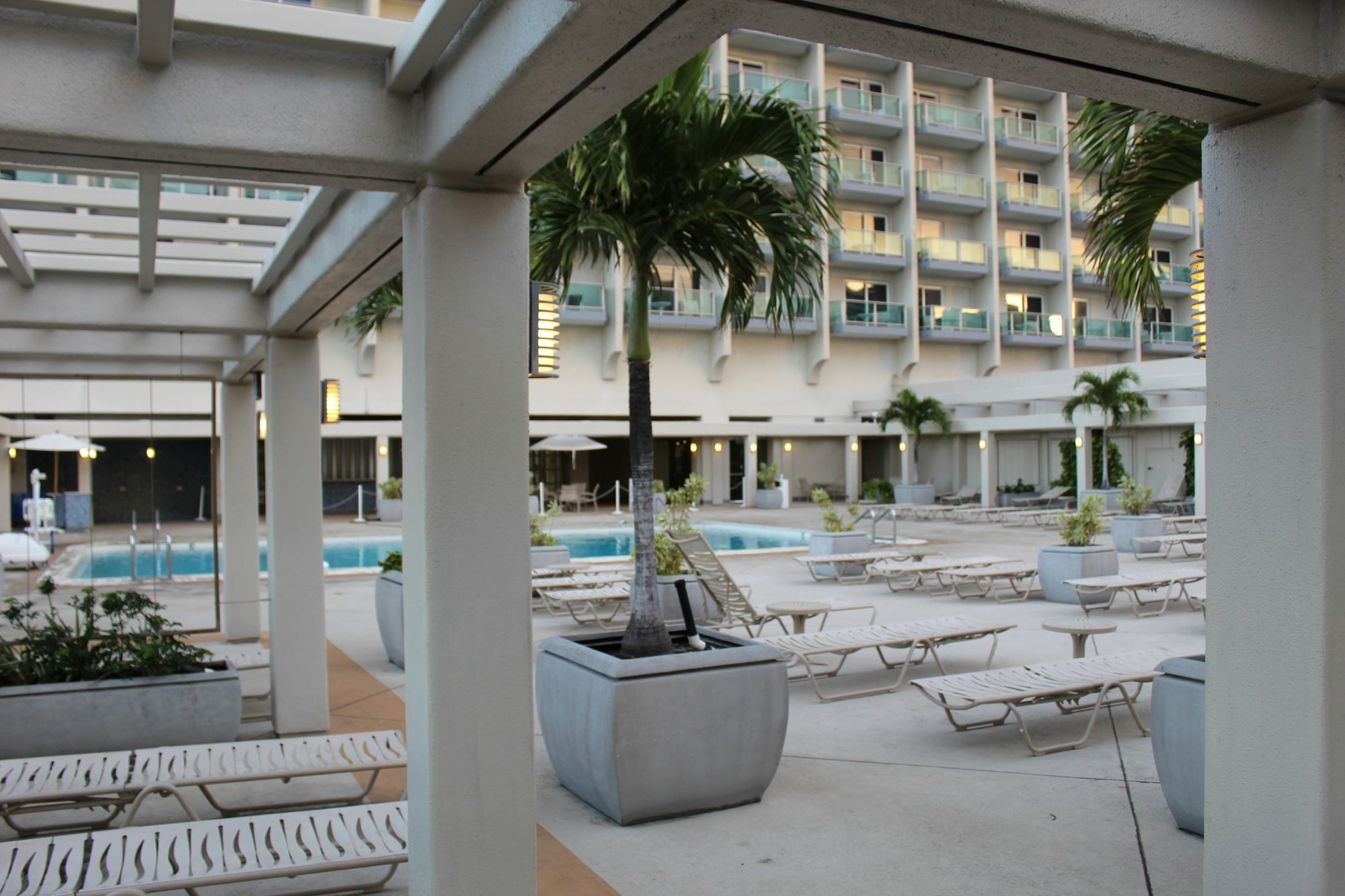 Lsi At Ala Moana Honolulu