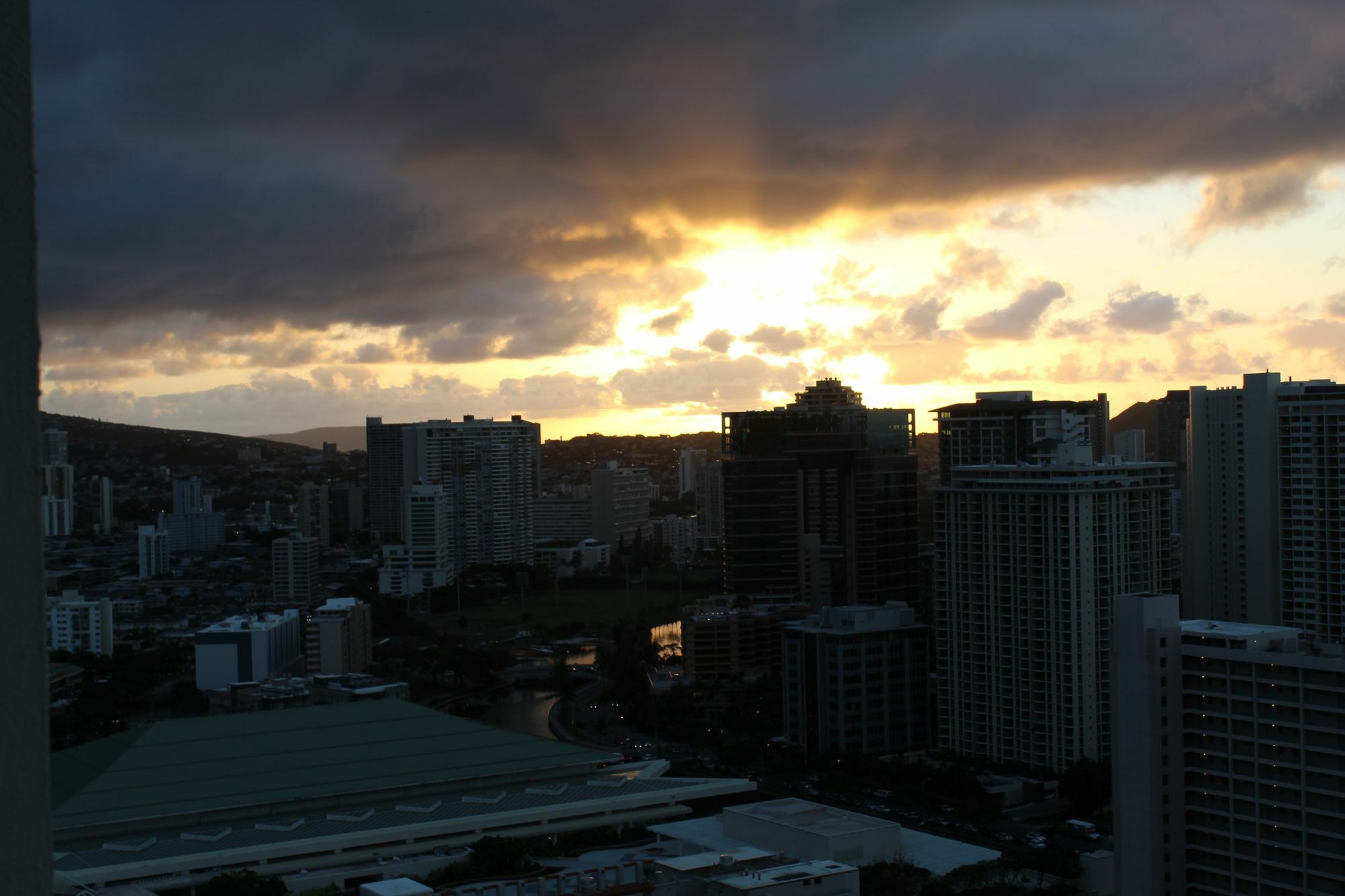 Lsi At Ala Moana Hotel