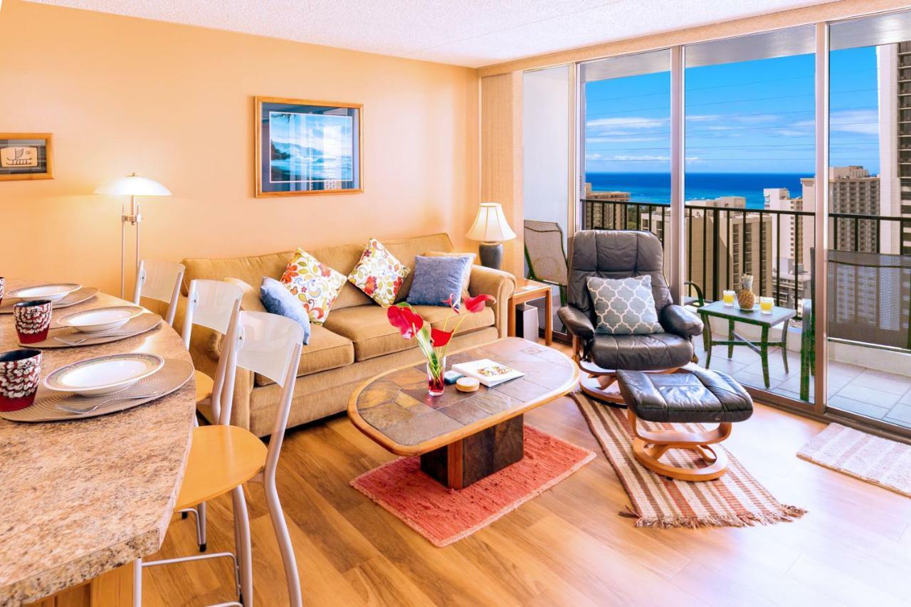 Tropical Escape, Ocean Views With Parking Apartment Honolulu