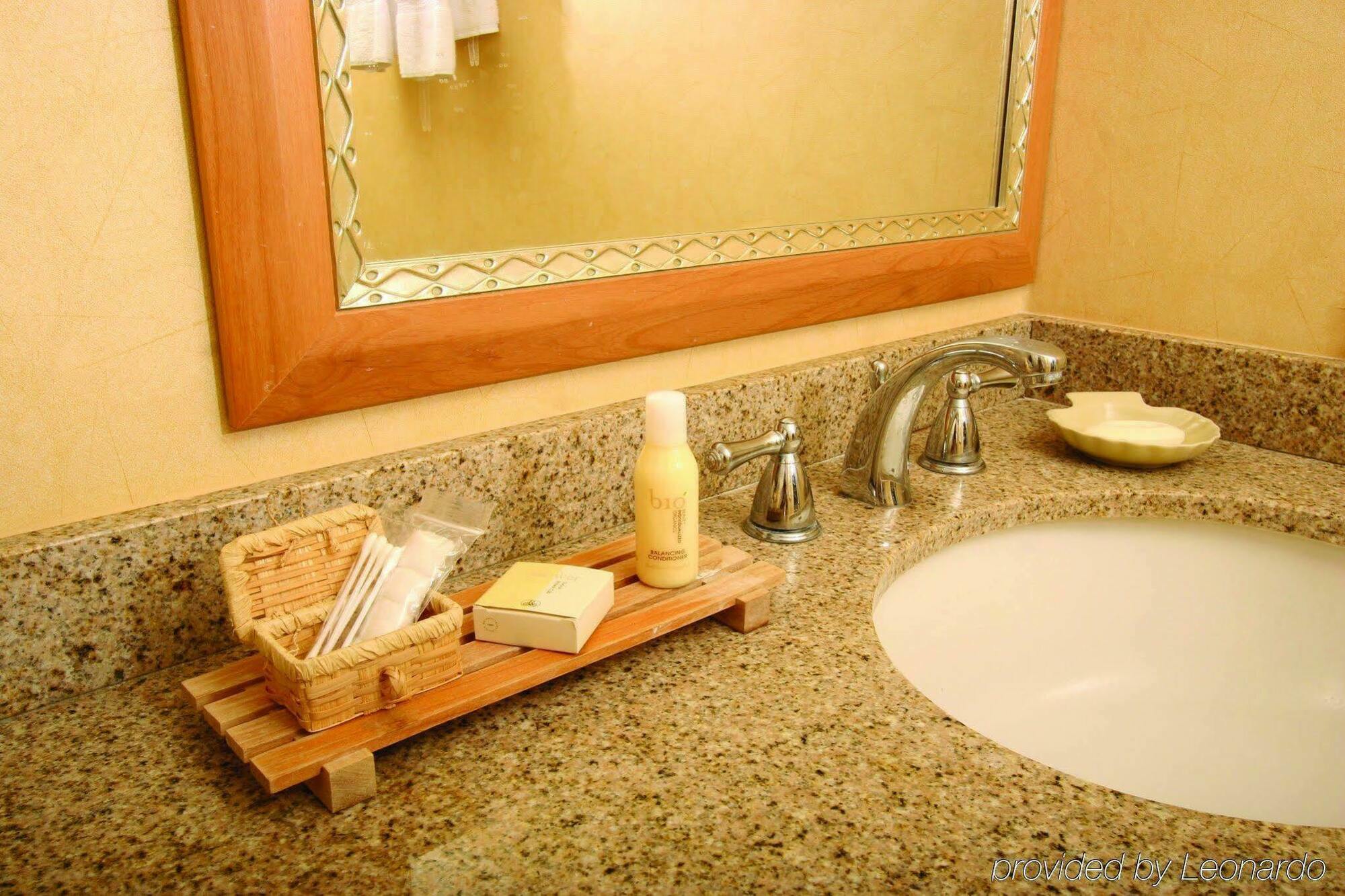 Resort Waikiki Marina At The Ilikai 3*