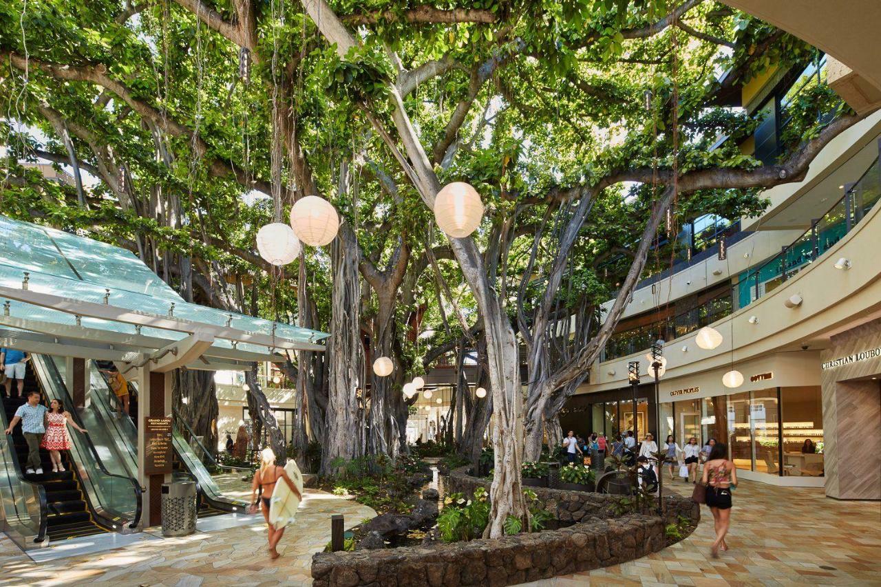 Heart Of Waikiki,1bdrm,free Parking, Wifi,no Fees,youtube,netflix ! Holiday home Honolulu