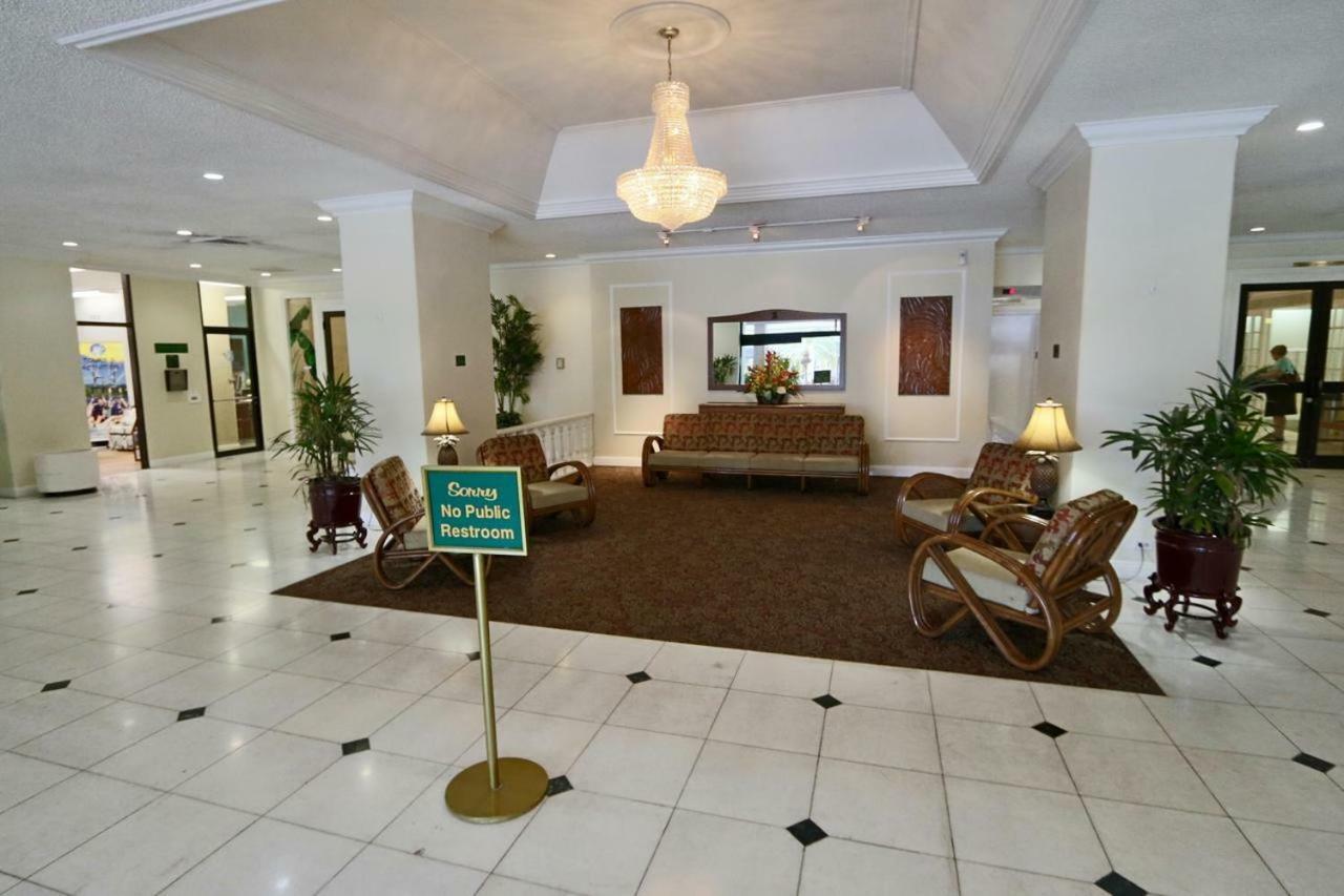 Heart Of Waikiki,1bdrm,free Parking, Wifi,no Fees,youtube,netflix ! Holiday home